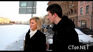 شخص توانا چتری عسل داغ