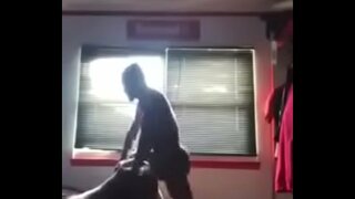 قسم کے پاگل کرنے کے لئے چاہتے آکلینڈ