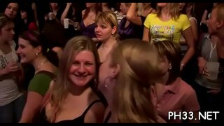 Блудницы кричат бу экстазе нче дикого төркем секска белән официантами Блудницы кричат бу экстазе нче дикого төркем секска белән официантами